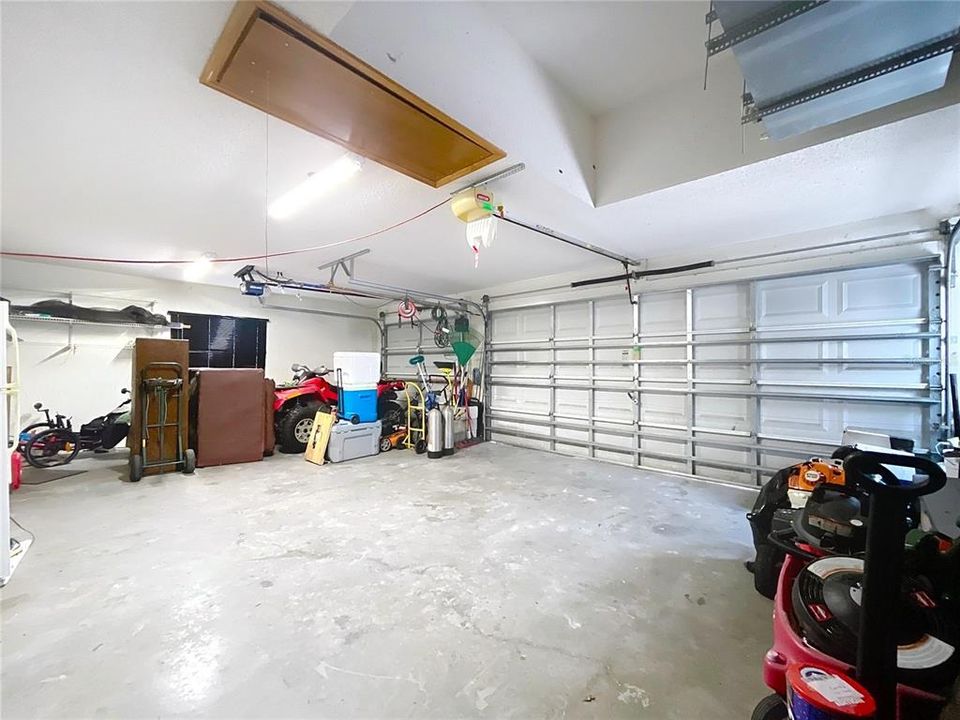 For Sale: $630,000 (5 beds, 3 baths, 2947 Square Feet)