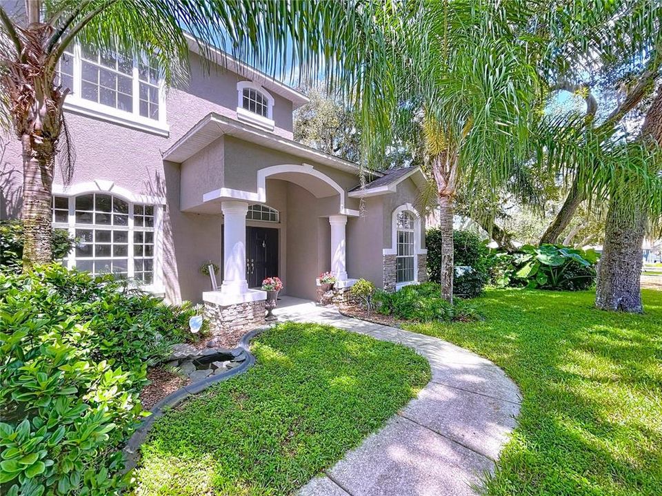 For Sale: $630,000 (5 beds, 3 baths, 2947 Square Feet)