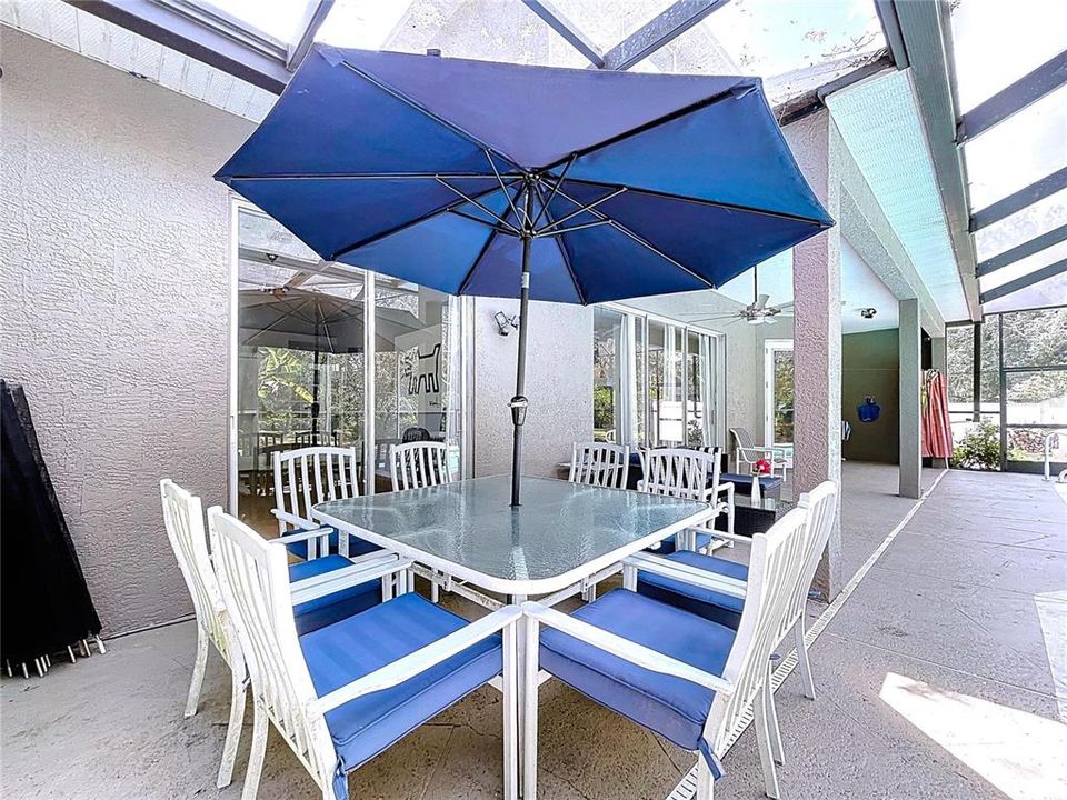 For Sale: $630,000 (5 beds, 3 baths, 2947 Square Feet)