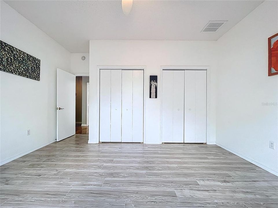 For Sale: $630,000 (5 beds, 3 baths, 2947 Square Feet)