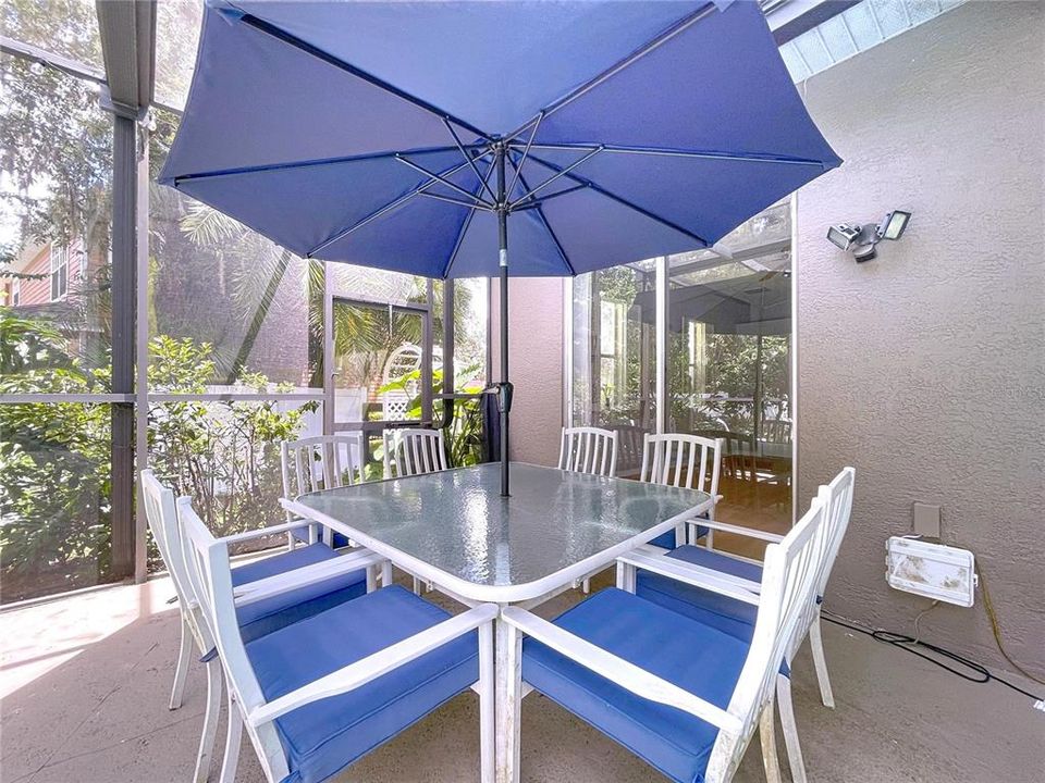 For Sale: $630,000 (5 beds, 3 baths, 2947 Square Feet)