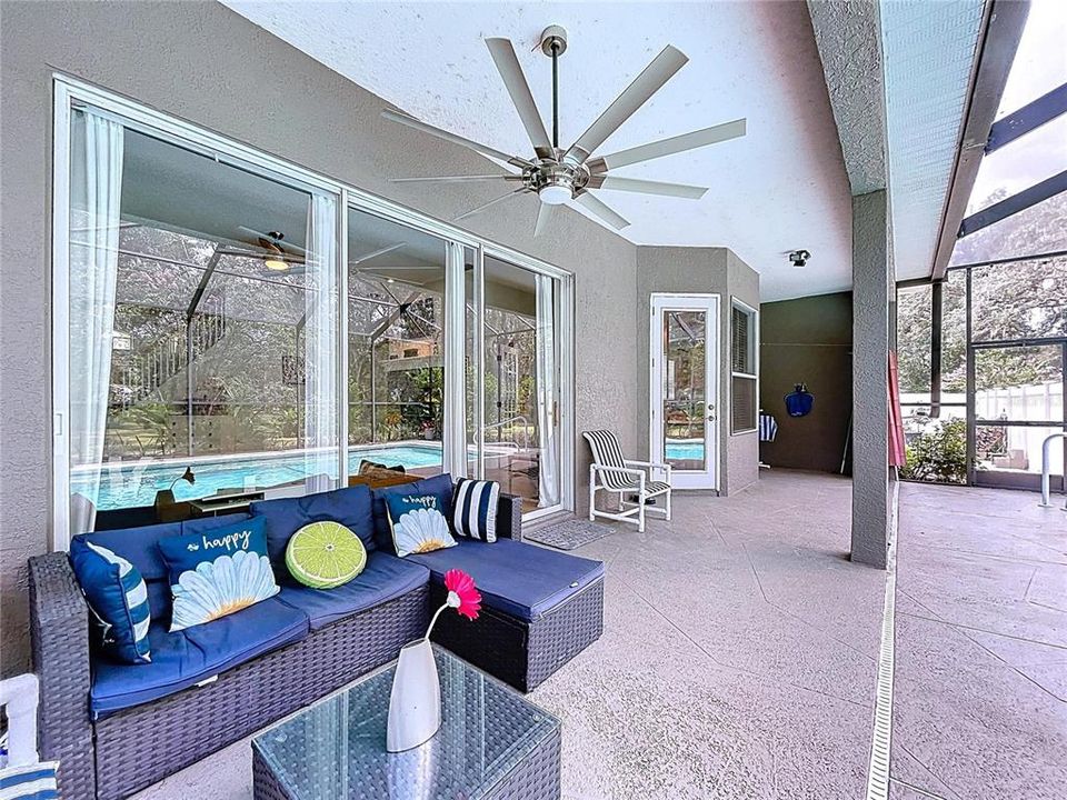 For Sale: $630,000 (5 beds, 3 baths, 2947 Square Feet)