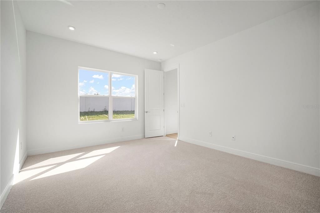 待售: $497,650 (3 贝兹, 3 浴室, 2046 平方英尺)