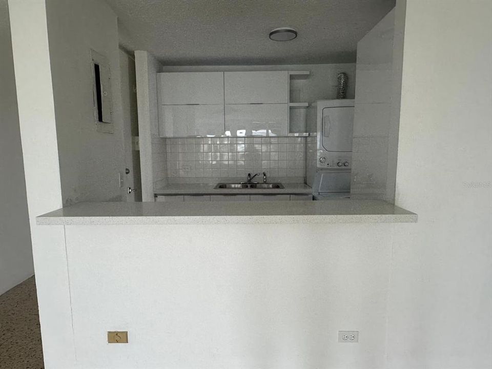 Active With Contract: $150,000 (3 beds, 2 baths, 784 Square Feet)