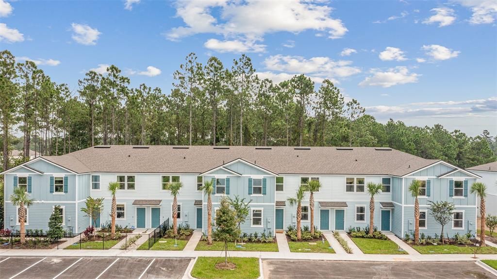 Active With Contract: $262,990 (3 beds, 2 baths, 1308 Square Feet)