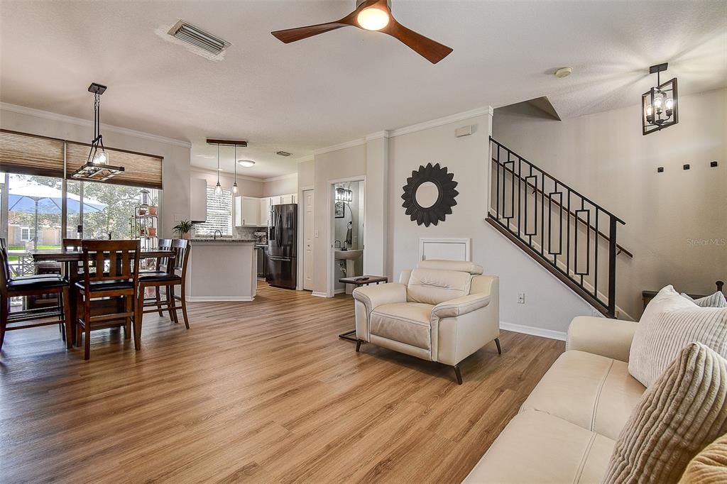 待售: $280,000 (2 贝兹, 1 浴室, 1134 平方英尺)