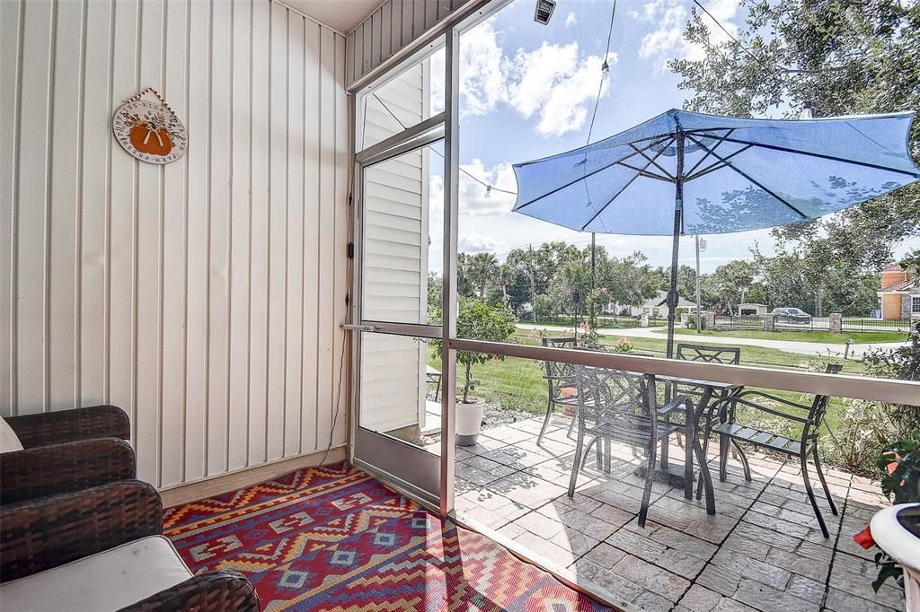 待售: $280,000 (2 贝兹, 1 浴室, 1134 平方英尺)