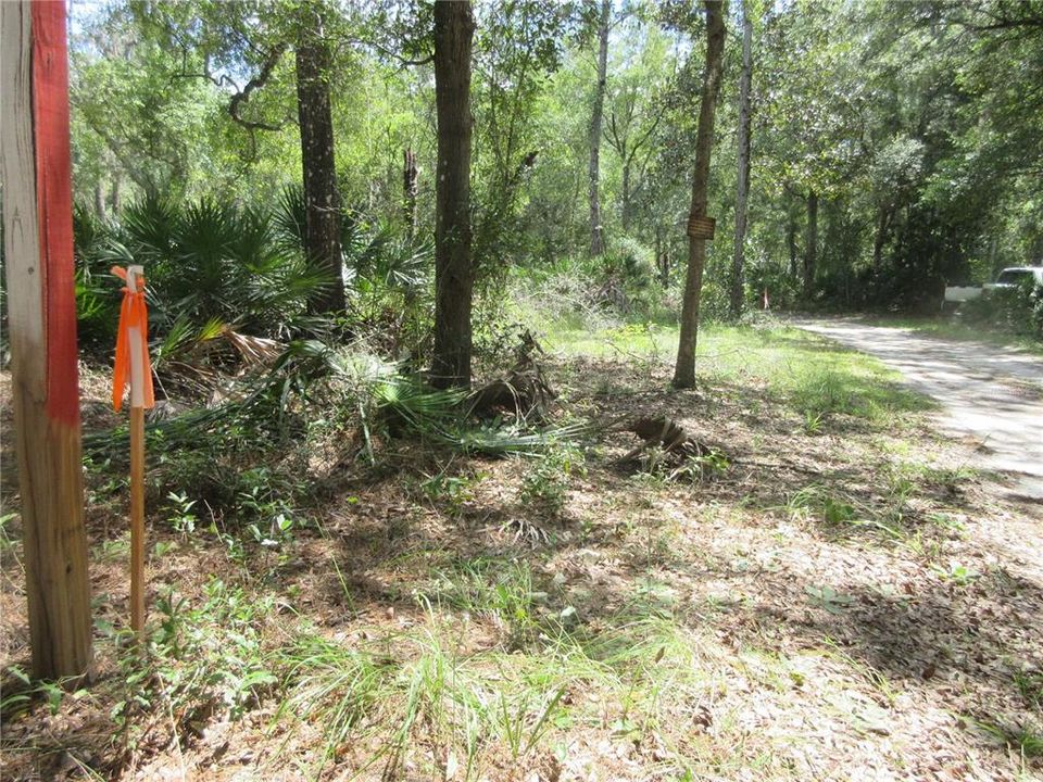 На продажу: $45,900 (0.80 acres)