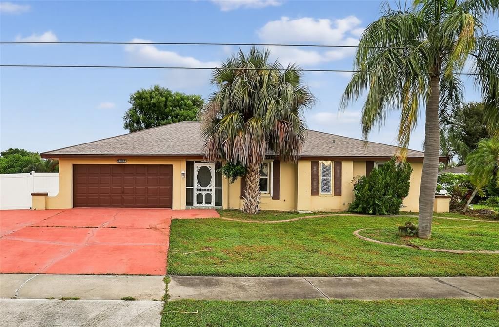 For Sale: $267,900 (3 beds, 2 baths, 1641 Square Feet)