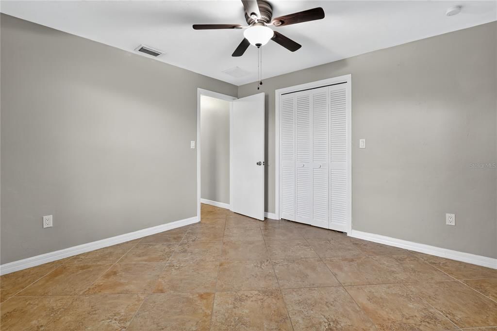 For Sale: $267,900 (3 beds, 2 baths, 1641 Square Feet)