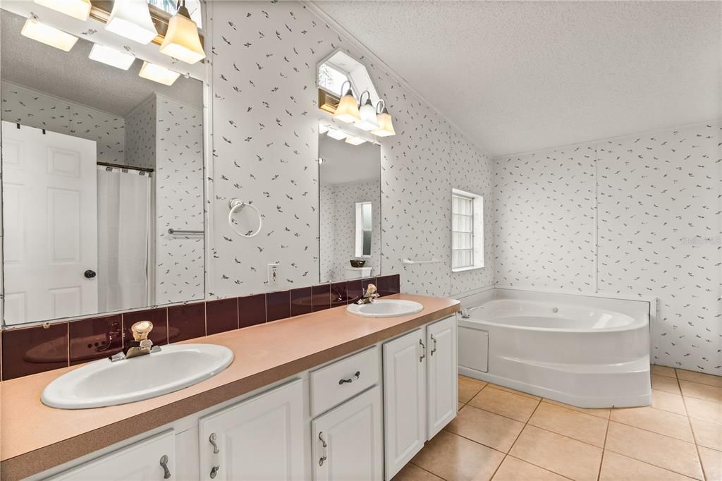 Active With Contract: $349,900 (4 beds, 2 baths, 2030 Square Feet)