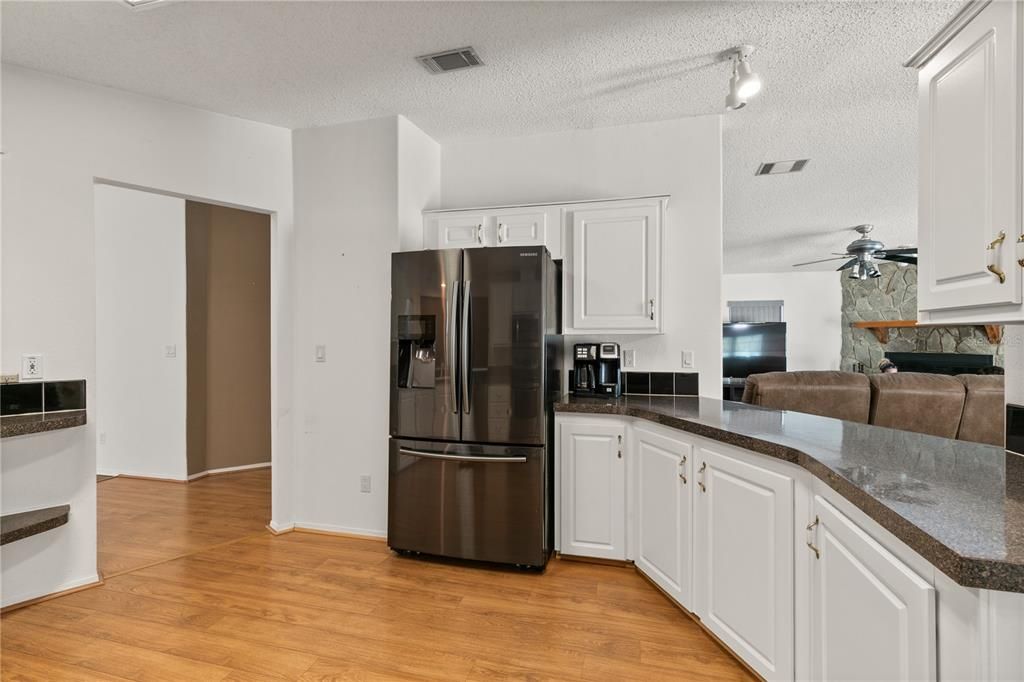 Active With Contract: $349,900 (4 beds, 2 baths, 2030 Square Feet)