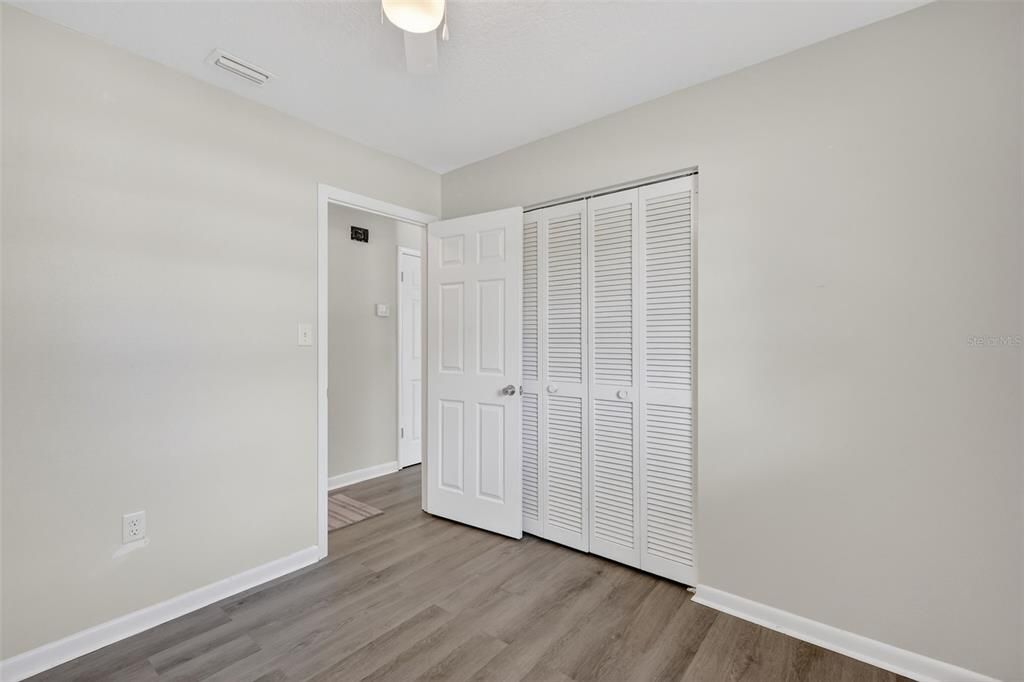 Active With Contract: $218,000 (3 beds, 2 baths, 1128 Square Feet)