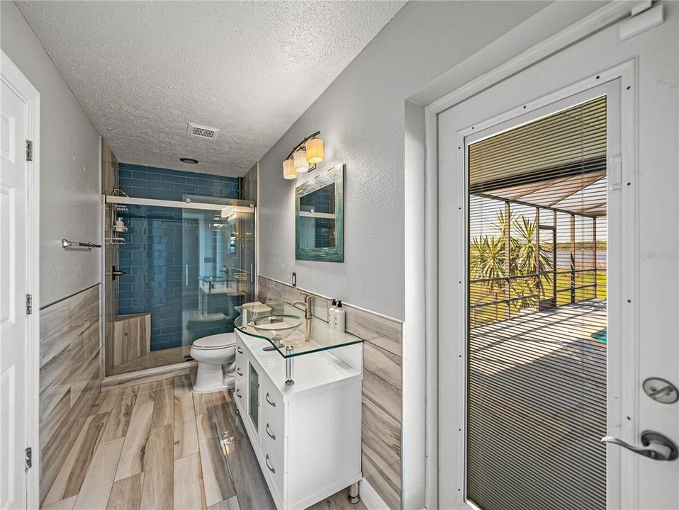 For Sale: $549,900 (3 beds, 3 baths, 2398 Square Feet)