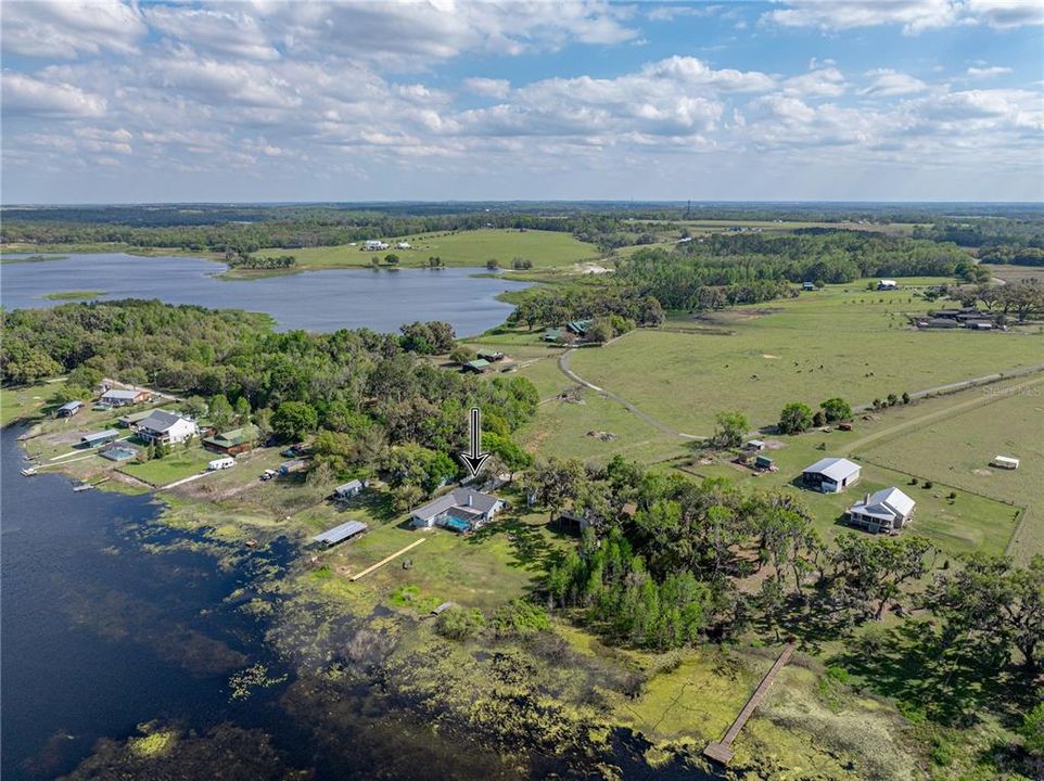 For Sale: $549,900 (3 beds, 3 baths, 2398 Square Feet)