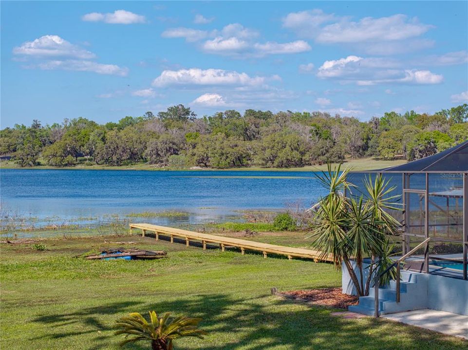 For Sale: $549,900 (3 beds, 3 baths, 2398 Square Feet)