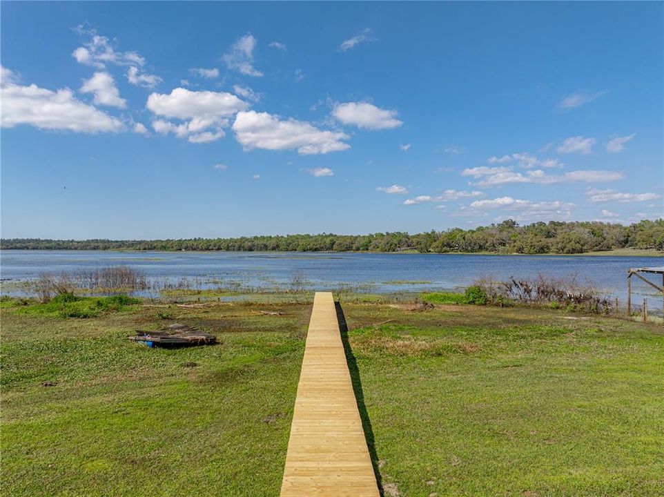 For Sale: $549,900 (3 beds, 3 baths, 2398 Square Feet)