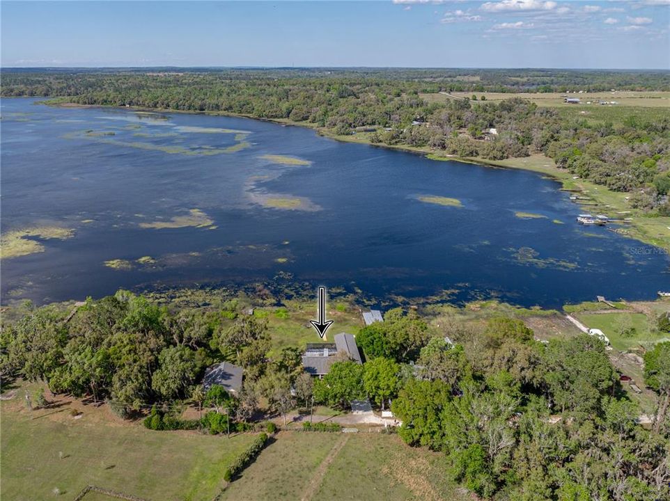 For Sale: $549,900 (3 beds, 3 baths, 2398 Square Feet)