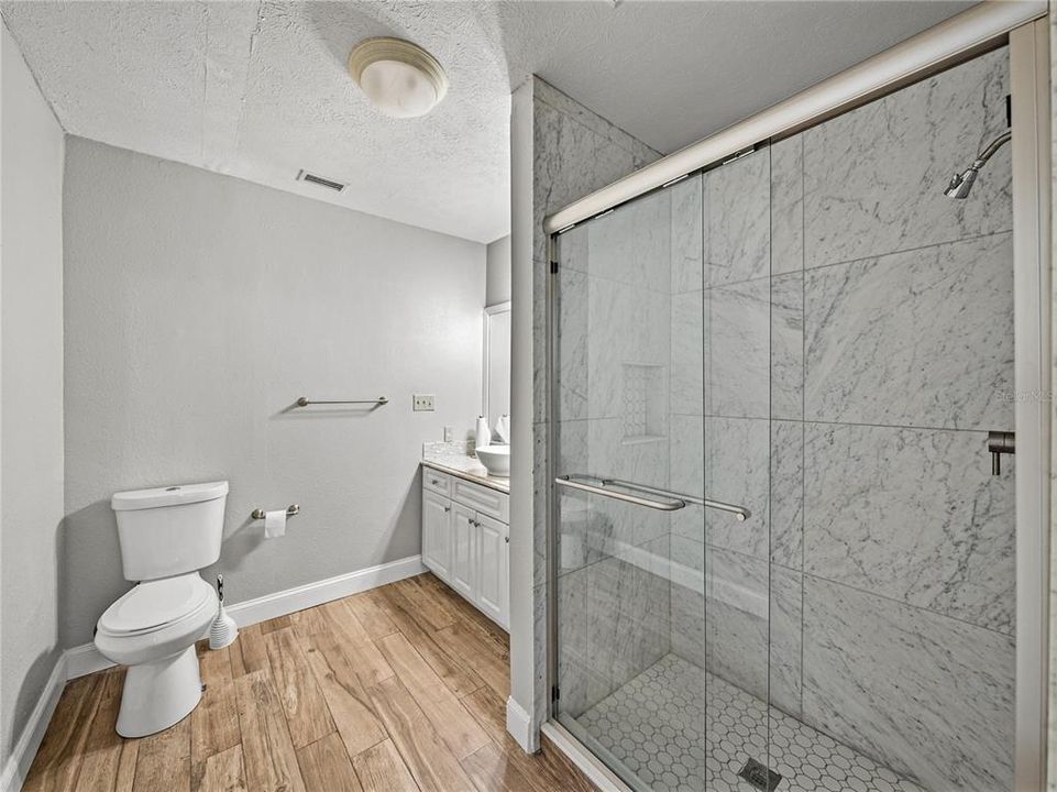 For Sale: $549,900 (3 beds, 3 baths, 2398 Square Feet)