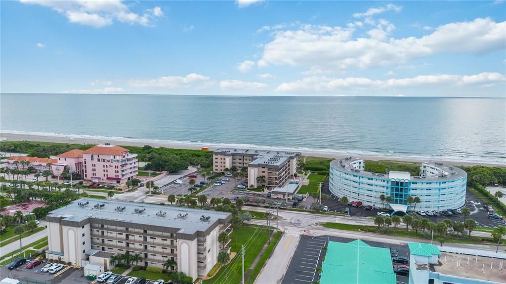 En Venta: $472,000 (2 camas, 2 baños, 1101 Pies cuadrados)