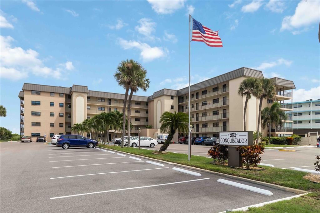 En Venta: $472,000 (2 camas, 2 baños, 1101 Pies cuadrados)