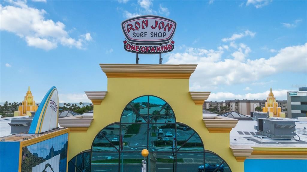 En Venta: $472,000 (2 camas, 2 baños, 1101 Pies cuadrados)