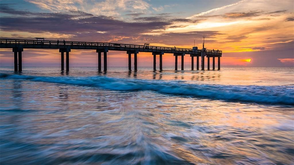 На продажу: $250,990 (2 спален, 2 ванн, 1109 Квадратных фут)