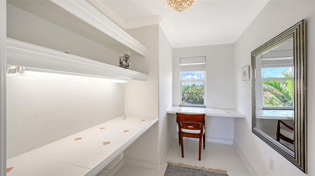 For Sale: $1,785,000 (4 beds, 5 baths, 3364 Square Feet)