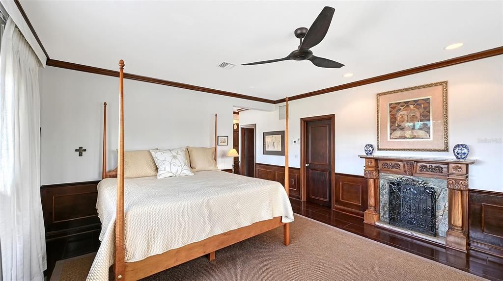 For Sale: $1,785,000 (4 beds, 5 baths, 3364 Square Feet)