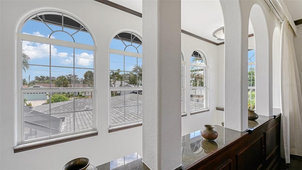 For Sale: $1,785,000 (4 beds, 5 baths, 3364 Square Feet)