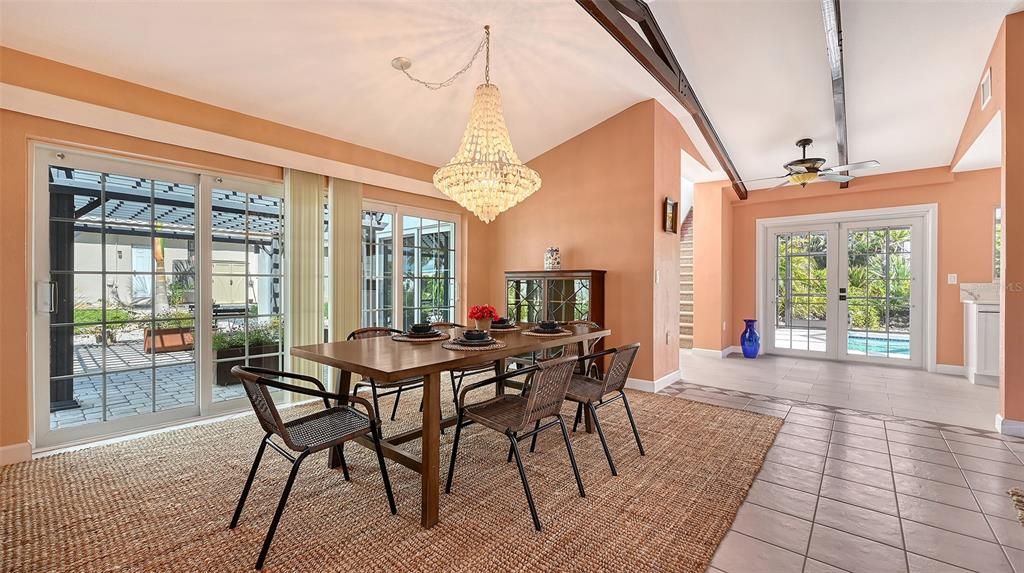 For Sale: $1,785,000 (4 beds, 5 baths, 3364 Square Feet)