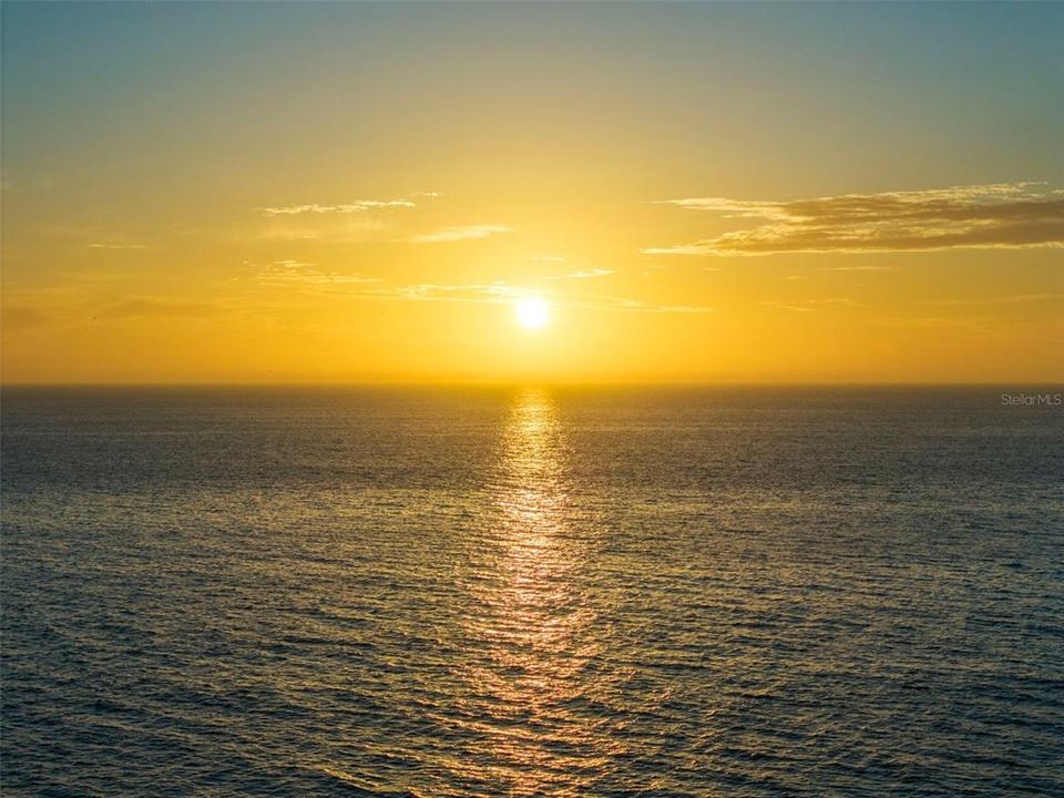 For Sale: $1,785,000 (4 beds, 5 baths, 3364 Square Feet)