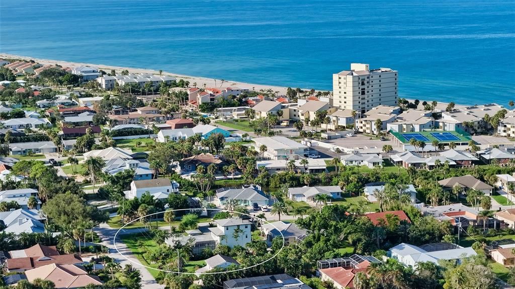 For Sale: $1,785,000 (4 beds, 5 baths, 3364 Square Feet)