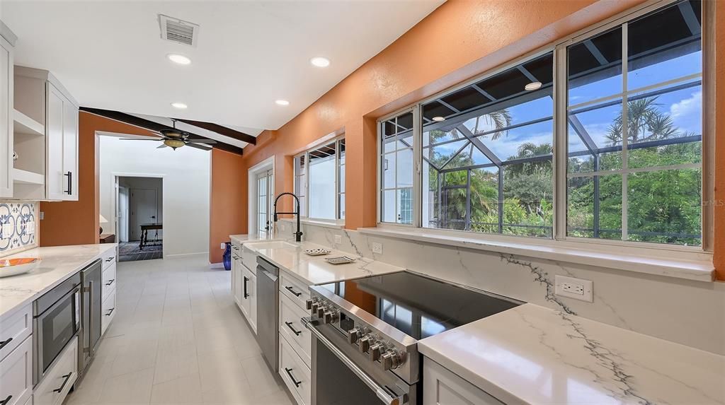 For Sale: $1,785,000 (4 beds, 5 baths, 3364 Square Feet)