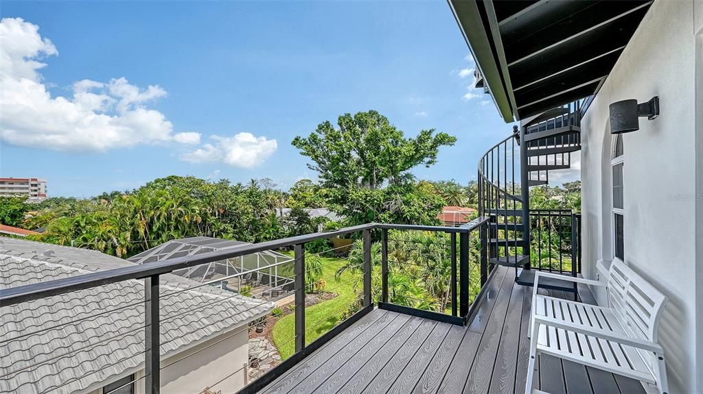 For Sale: $1,785,000 (4 beds, 5 baths, 3364 Square Feet)