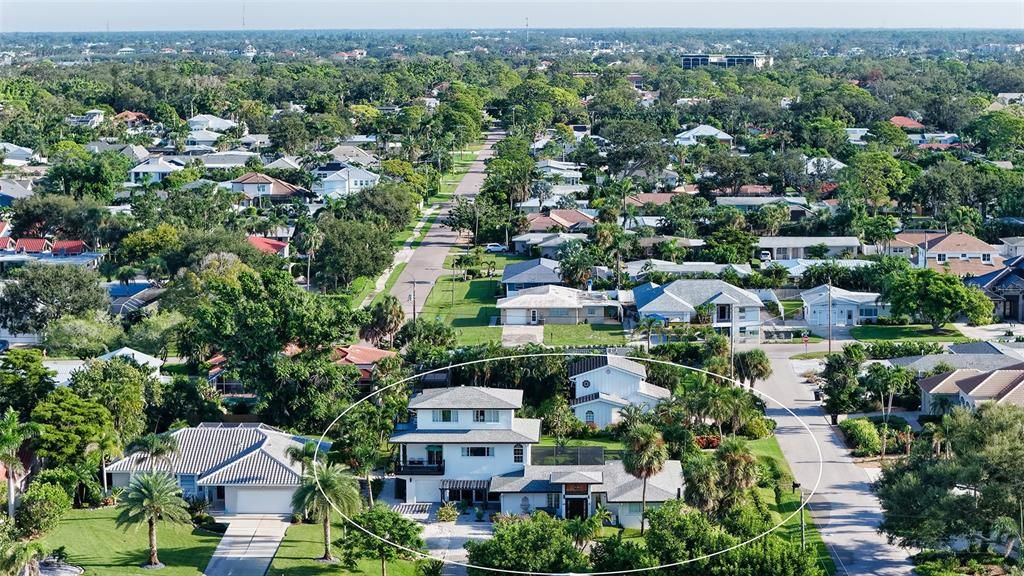 For Sale: $1,785,000 (4 beds, 5 baths, 3364 Square Feet)