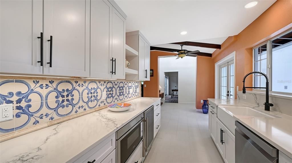 For Sale: $1,785,000 (4 beds, 5 baths, 3364 Square Feet)