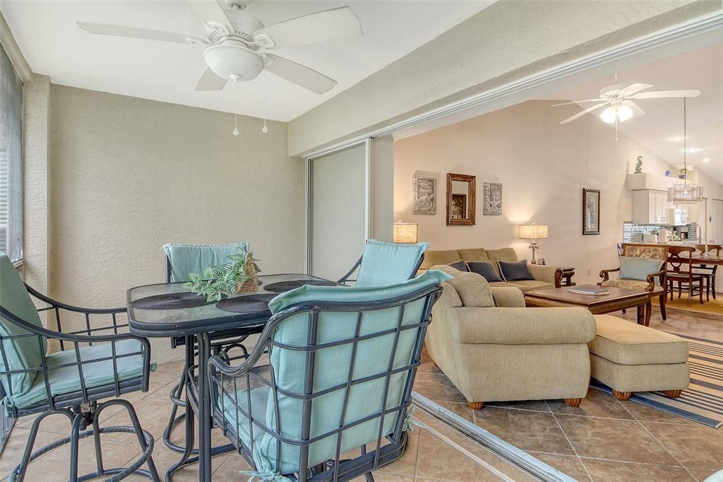 待售: $359,000 (2 贝兹, 2 浴室, 1333 平方英尺)