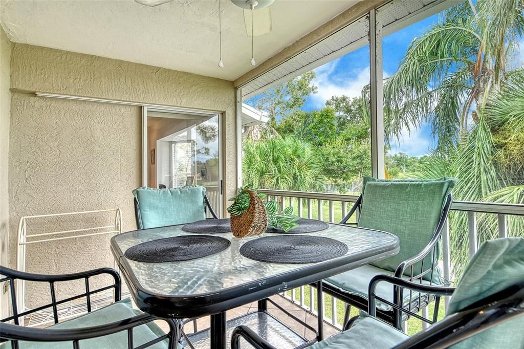 待售: $359,000 (2 贝兹, 2 浴室, 1333 平方英尺)