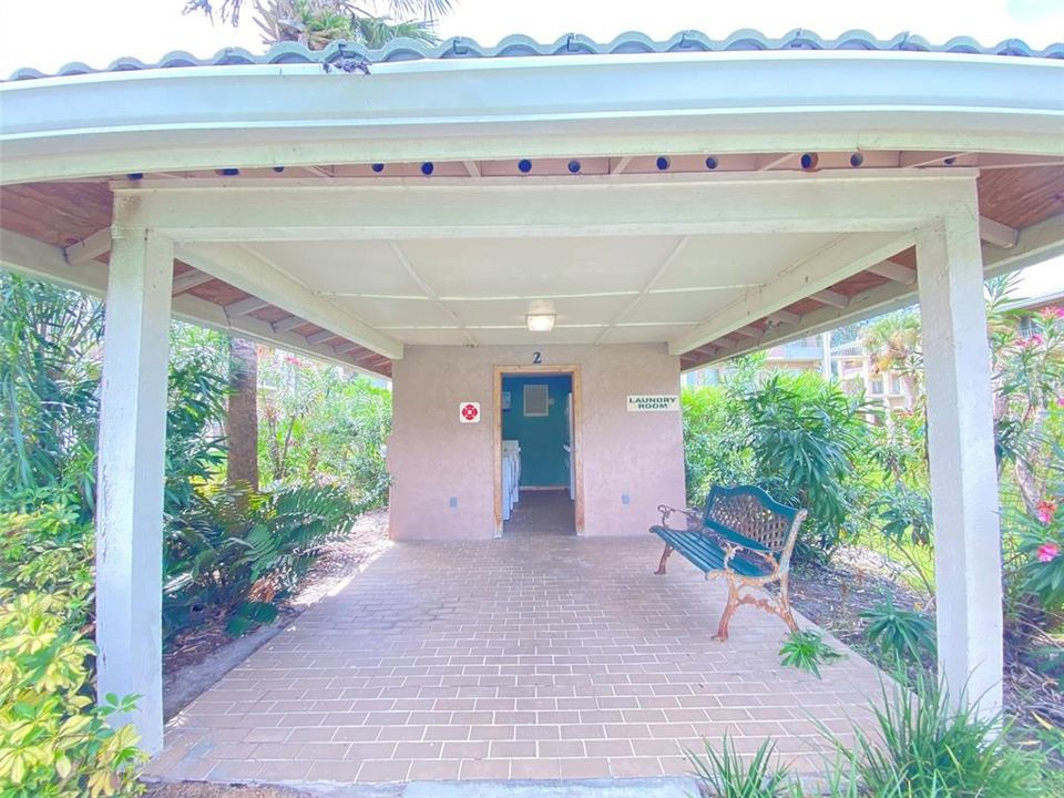 Active With Contract: $995 (1 beds, 1 baths, 496 Square Feet)