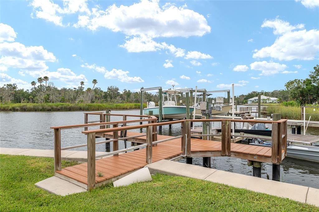 待售: $365,000 (2 贝兹, 2 浴室, 1430 平方英尺)