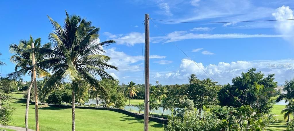 For Sale: $800,000 (3 beds, 2 baths, 2200 Square Feet)