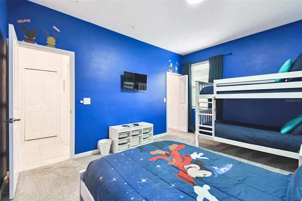 For Sale: $385,000 (3 beds, 2 baths, 1788 Square Feet)