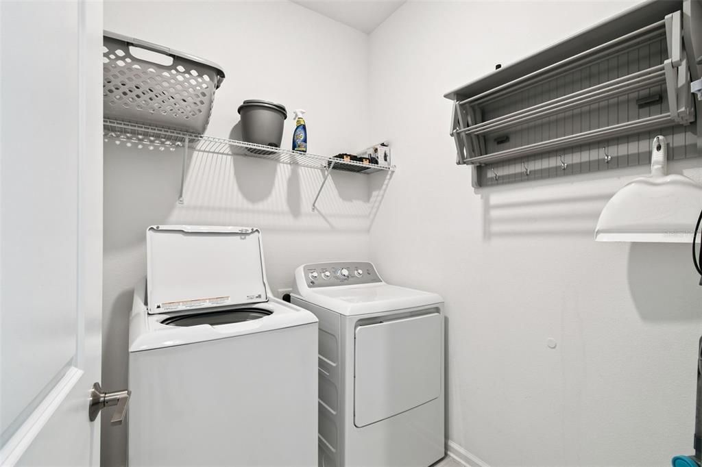 For Sale: $385,000 (3 beds, 2 baths, 1788 Square Feet)