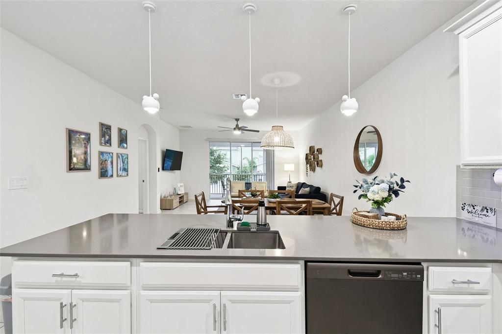 For Sale: $385,000 (3 beds, 2 baths, 1788 Square Feet)