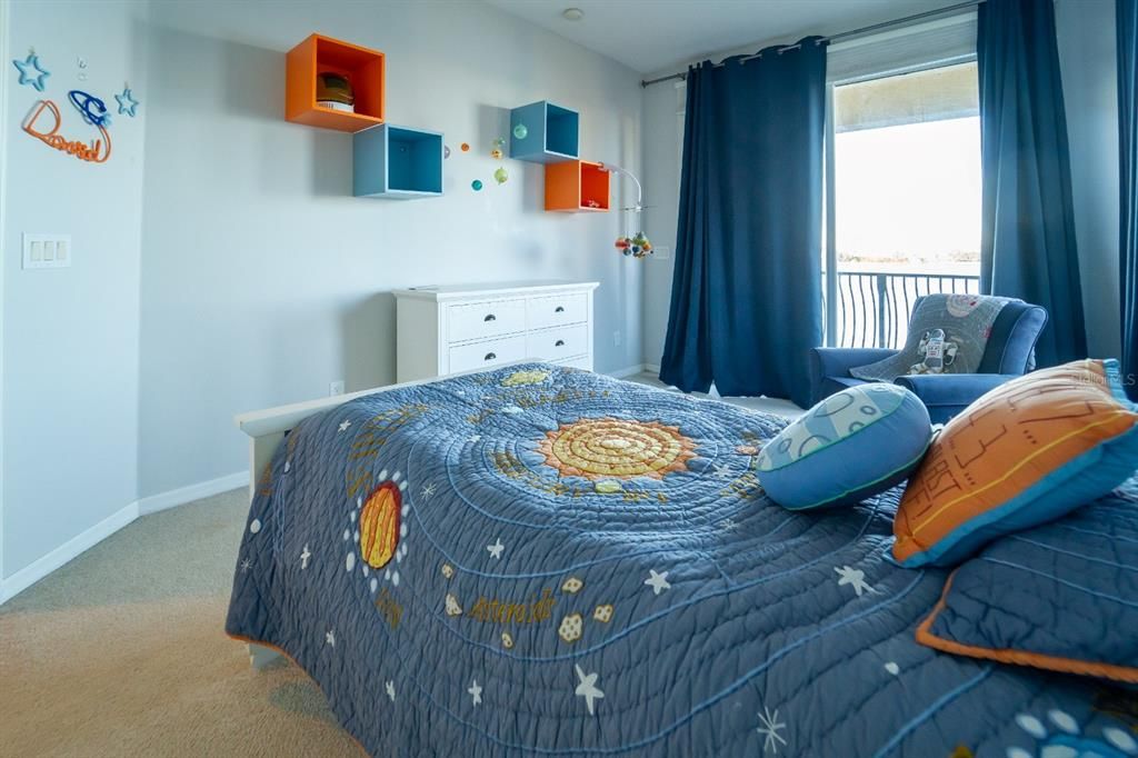 For Rent: $7,500 (6 beds, 5 baths, 5160 Square Feet)