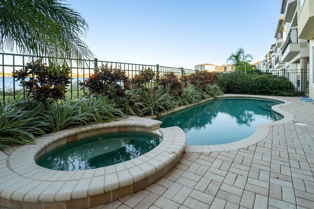 For Rent: $7,500 (6 beds, 5 baths, 5160 Square Feet)