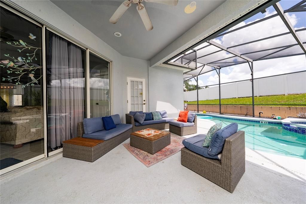 待售: $469,500 (5 贝兹, 4 浴室, 2715 平方英尺)