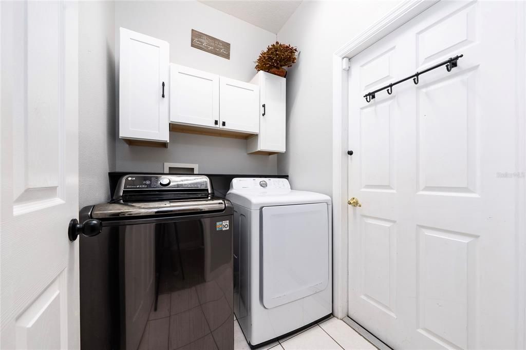 待售: $469,500 (5 贝兹, 4 浴室, 2715 平方英尺)