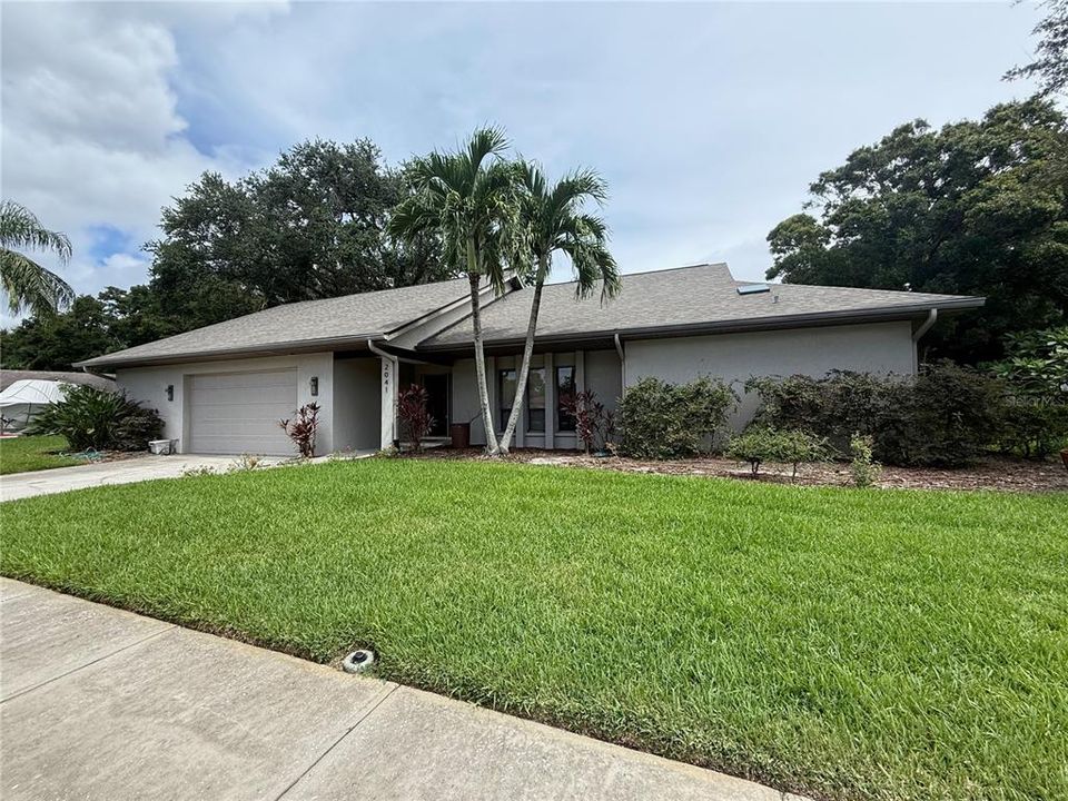 Recently Sold: $545,000 (3 beds, 2 baths, 2142 Square Feet)